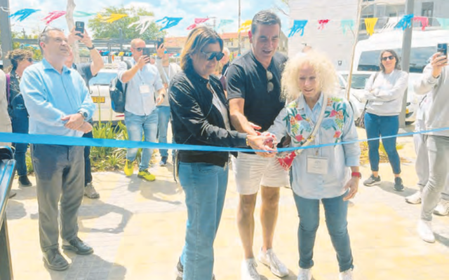 Ribbon cutters, from left: Hayley Southwick, Peter Horovitz and Esther Frenkiel. Ribbon cutters, from left: Hayley Southwick, Peter Horovitz and Esther Frenkiel.