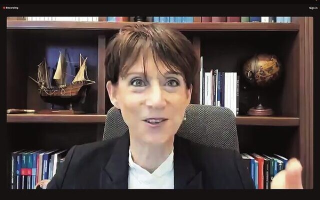 Dr Suzie Navot. Dr Suzie Navot.