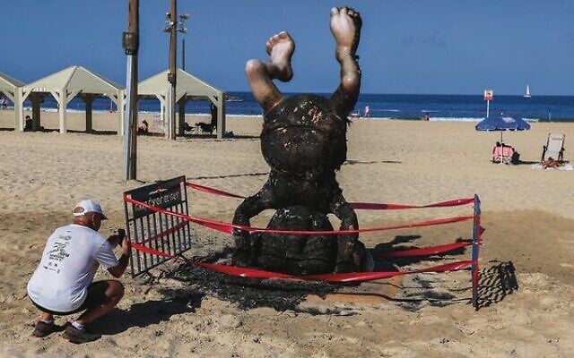 The damaged statue on the beach in Tel Aviv. Photo: Flash90 The damaged statue on the beach in Tel Aviv. Photo: Flash90