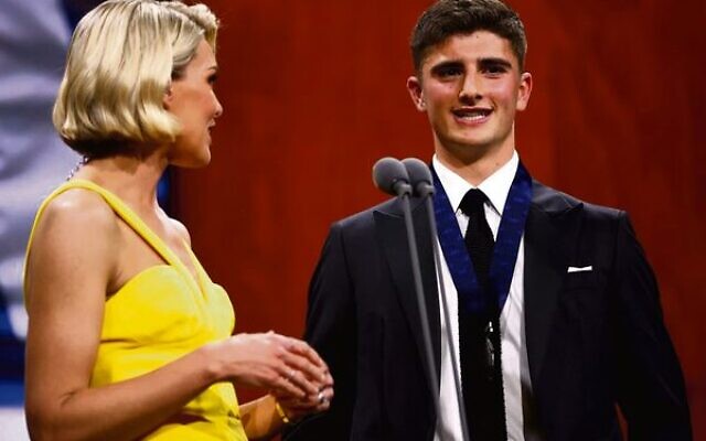 Harry Sheezel speaking with Sarah Jones after receiving the 2023 AFL Rising Star Award. Photo: Daniel Pockett/AFL Photos Harry Sheezel speaking with Sarah Jones after receiving the 2023 AFL Rising Star Award. Photo: Daniel Pockett/AFL Photos