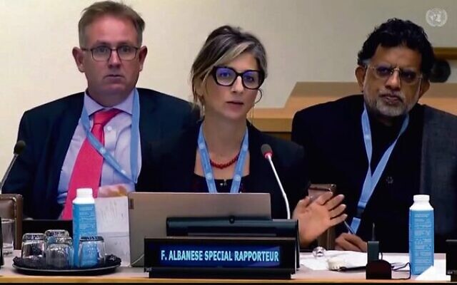 Francesca Albanese (centre).
Photo: YouTube screenshot Francesca Albanese (centre).
Photo: YouTube screenshot