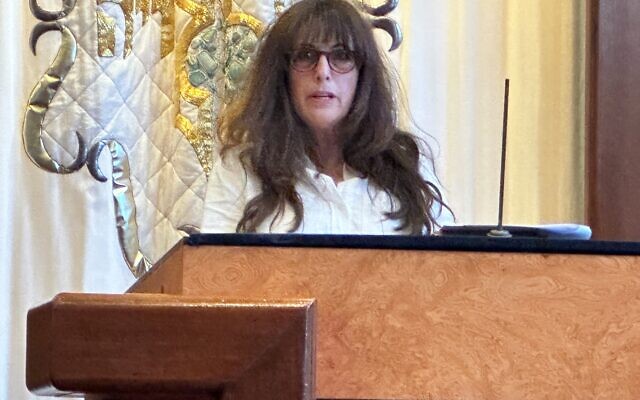 Progressive Judaism Victoria president, Maureen Barten. Progressive Judaism Victoria president, Maureen Barten.