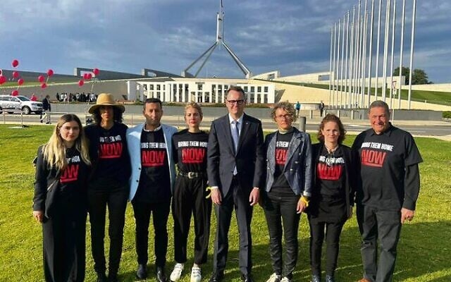 Senator Andrew Bragg (fourth from right) with Israeli-Australian 'United With Israel' volunteers outside Parliament House, Canberra on November 14. Senator Andrew Bragg (fourth from right) with Israeli-Australian 'United With Israel' volunteers outside Parliament House, Canberra on November 14.