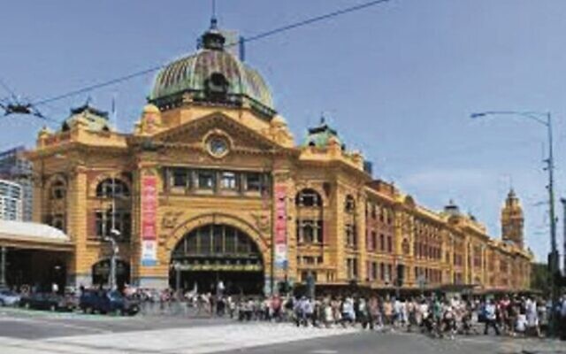 Flinders Street Station rally point for school students Flinders Street Station rally point for school students