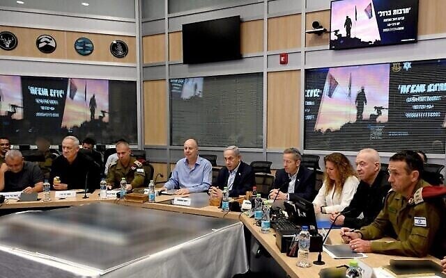 Prime Minister Benjamin Netanyahu leads a meeting of the war cabinet in Tel Aviv on November 16, 2023. (The Times of Israel: Haim Zach/GPO) Prime Minister Benjamin Netanyahu leads a meeting of the war cabinet in Tel Aviv on November 16, 2023. (The Times of Israel: Haim Zach/GPO)