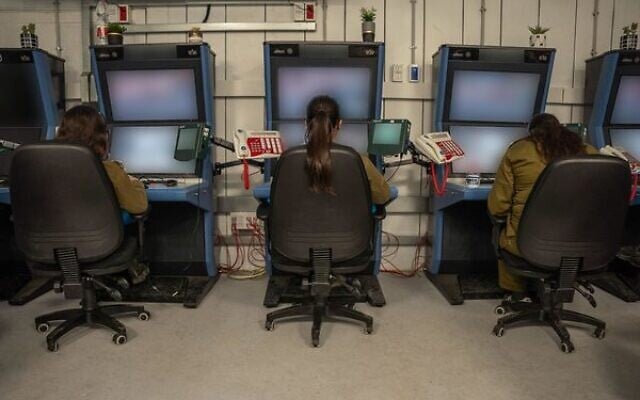 Soldiers monitor surveillance cameras at a command centre at the IDF's Re'im camp in southern Israel on November 5. Photo: Israel Defence Forces Soldiers monitor surveillance cameras at a command centre at the IDF's Re'im camp in southern Israel on November 5. Photo: Israel Defence Forces