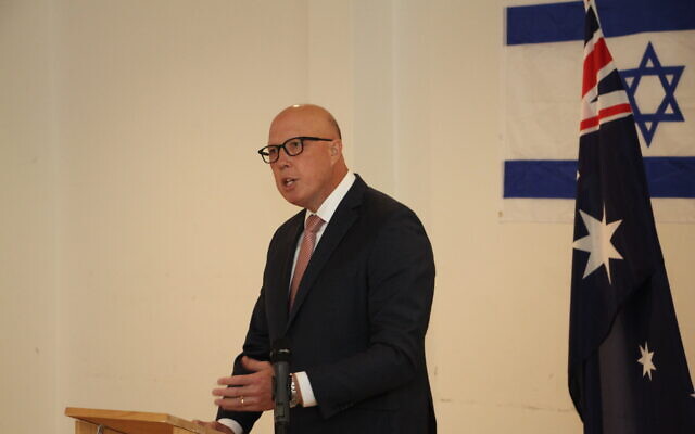 Peter Dutton speaking to Rabbinical Council of NSW members at Bondi Mizrachi Synagogue on December 4. Photo: Shane Desiatnik Peter Dutton speaking to Rabbinical Council of NSW members at Bondi Mizrachi Synagogue on December 4. Photo: Shane Desiatnik