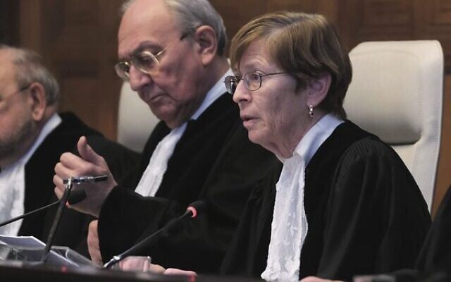 Presiding judge Joan Donoghue (right) opens the session at the International Court of Justice in The Hague on January 26.
Photo: AP Photo/Patrick Post Presiding judge Joan Donoghue (right) opens the session at the International Court of Justice in The Hague on January 26.
Photo: AP Photo/Patrick Post