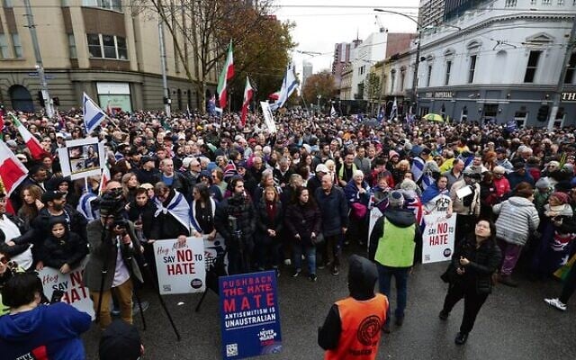 Crowds at the "Stop the Hate, Mate" rally on May 19, organised by Christian groups. The crowd was a diverse mix of religions and backgrounds. It was organised specifically against hate and antisemitism and not a "pro-Israel" rally.Photo: Peter Haskin Crowds at the "Stop the Hate, Mate" rally on May 19, organised by Christian groups. The crowd was a diverse mix of religions and backgrounds. It was organised specifically against hate and antisemitism and not a "pro-Israel" rally.Photo: Peter Haskin