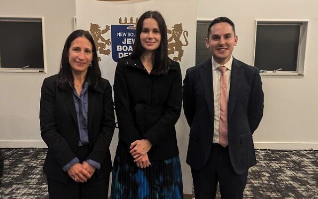From left: Michele Goldman, Kylie Moore-Gilbert, David Ossip.
IF NO ROOM LEAVE PIC OUT From left: Michele Goldman, Kylie Moore-Gilbert, David Ossip.
IF NO ROOM LEAVE PIC OUT