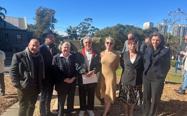 From left: Danny Hochberg, Rabbi Aron Moss, George Foster, George Farkas, Councillor Sarah Swan, Hungarian Consul Szerena Maria Gombar, Allegra Spender MP. From left: Danny Hochberg, Rabbi Aron Moss, George Foster, George Farkas, Councillor Sarah Swan, Hungarian Consul Szerena Maria Gombar, Allegra Spender MP.