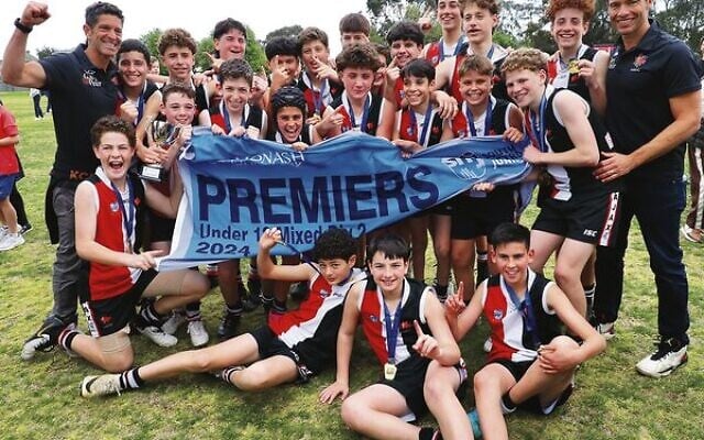 Under 13 division 2 premiers the AJAX Comets. Photo: Peter Haskin Under 13 division 2 premiers the AJAX Comets. Photo: Peter Haskin
