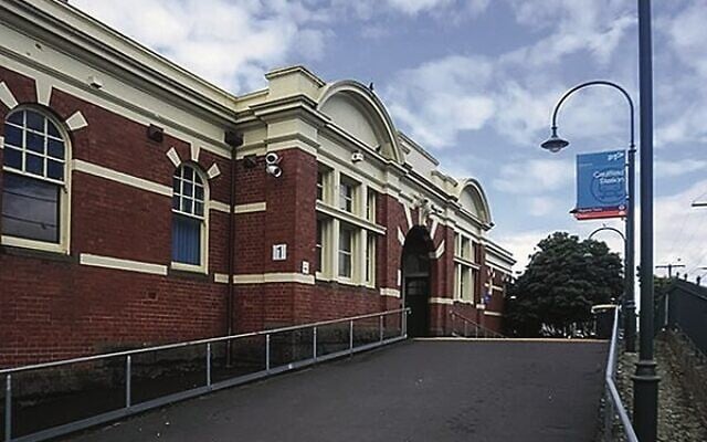 Caulfield station. Photo: Wikipedia. Caulfield station. Photo: Wikipedia.