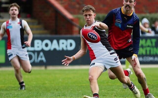 Logan Siegel scored 2 goals for the Jackas in the reserves grand final loss to Parkdale. Logan Siegel scored 2 goals for the Jackas in the reserves grand final loss to Parkdale.