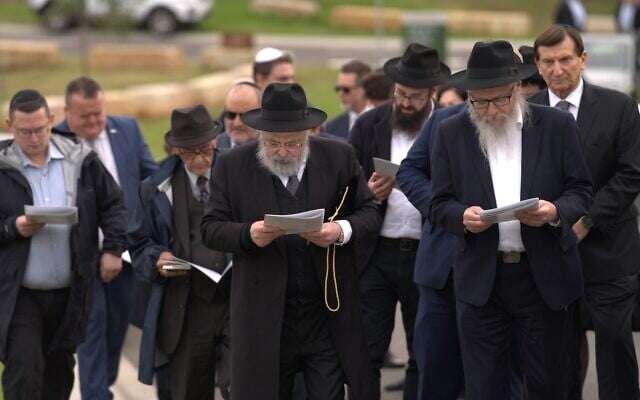 Rabbi Yehoram Ulman (centre) during the consecration ceremony. Rabbi Yehoram Ulman (centre) during the consecration ceremony.