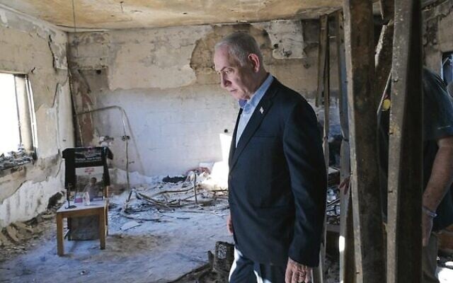 Benjamin Netanyahu visits a destroyed home in Nir Oz, on July 3.
Photo: X Benjamin Netanyahu visits a destroyed home in Nir Oz, on July 3.
Photo: X