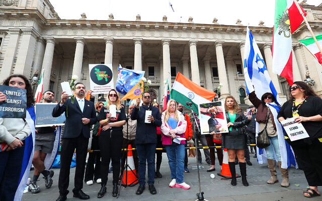 Iranian, Hindu and Jewish speakers at the United Against Terror rally in Melbourne. Photo: Peter Haskin. Iranian, Hindu and Jewish speakers at the United Against Terror rally in Melbourne. Photo: Peter Haskin.