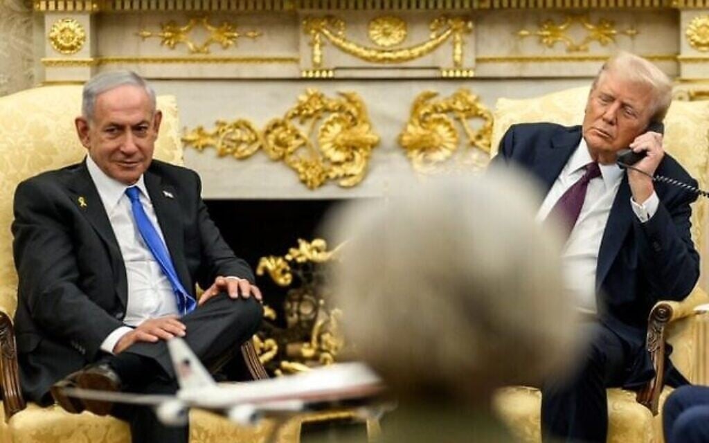 President Donald J. Trump hosts a trilateral phone call with Prime Minister Benjamin Netanyahu of Israel and Prime Minister Mohammed bin Abdulrahman bin Jassim Al Thani of Qatar in the Oval Office, September 29, 2025. (The White House) President Donald J. Trump hosts a trilateral phone call with Prime Minister Benjamin Netanyahu of Israel and Prime Minister Mohammed bin Abdulrahman bin Jassim Al Thani of Qatar in the Oval Office, September 29, 2025. (The White House)