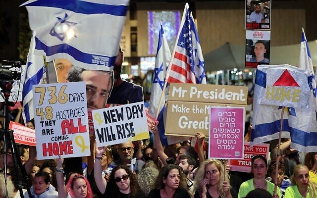 People gather at Hostages Square in Tel Aviv on October 11, 2025, to celebrate the agreement signed between Israel and Hamas for a hostage-prisoner exchange deal based on a 20-point plan proposed by US President Donald Trump. Photos: Jack Guez / AFP People gather at Hostages Square in Tel Aviv on October 11, 2025, to celebrate the agreement signed between Israel and Hamas for a hostage-prisoner exchange deal based on a 20-point plan proposed by US President Donald Trump. Photos: Jack Guez / AFP