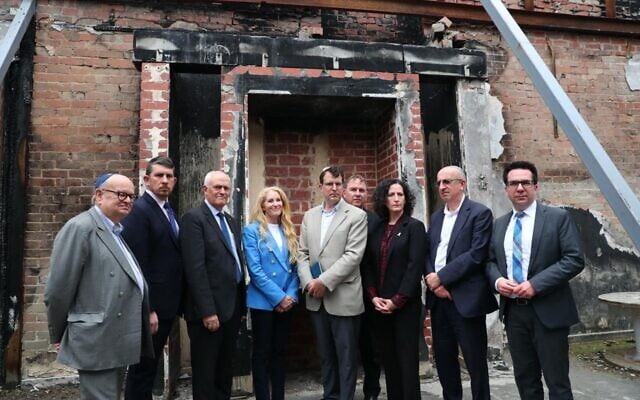 Leaders of the J7 organisation representing the largest Jewish communities in the world see the damage at the Adass Israel Synagogue in Melbourne. Photo: Peter Haskin Photography. Leaders of the J7 organisation representing the largest Jewish communities in the world see the damage at the Adass Israel Synagogue in Melbourne. Photo: Peter Haskin Photography.