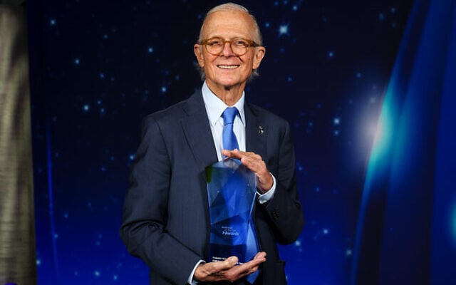 A proud Prof Henry Brodaty with his award. Photo: Salty Dingo A proud Prof Henry Brodaty with his award. Photo: Salty Dingo