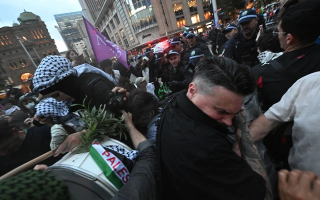 Police deploy pepper spray to disperse pro-Palestinian, anti-Israel protesters taking part in a rally against President Isaac Herzog's visit to Australia in Sydney on February 9, 2026. (Saeed Khan / AFP) Police deploy pepper spray to disperse pro-Palestinian, anti-Israel protesters taking part in a rally against President Isaac Herzog's visit to Australia in Sydney on February 9, 2026. (Saeed Khan / AFP)