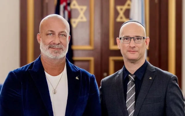 Daniel Willis (left) and Rabbi Adi Cohen. Daniel Willis (left) and Rabbi Adi Cohen.