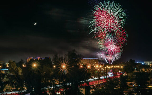 Fireworks on Israel's Independence Day. Beer Sheva. Beer Sheva, in the area of the new stadium. Fireworks on Israel's Independence Day. Beer Sheva. Beer Sheva, in the area of the new stadium.
