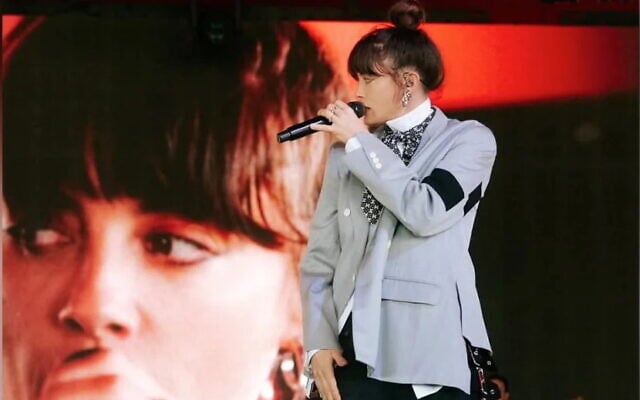 Indie singer Noga Erez performs at Coachella music festival on April 11, 2026. Photo: screenshot Indie singer Noga Erez performs at Coachella music festival on April 11, 2026. Photo: screenshot