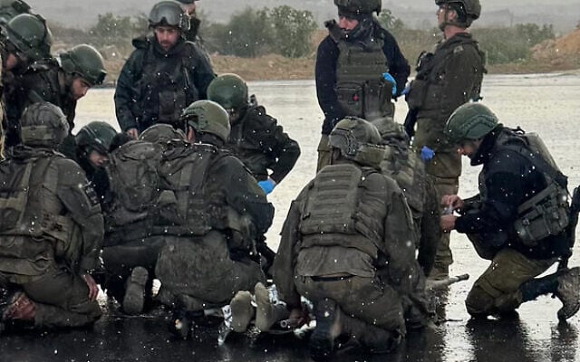 The IDF Palmar medical evacuation team. Photo: Tuvia Book The IDF Palmar medical evacuation team. Photo: Tuvia Book