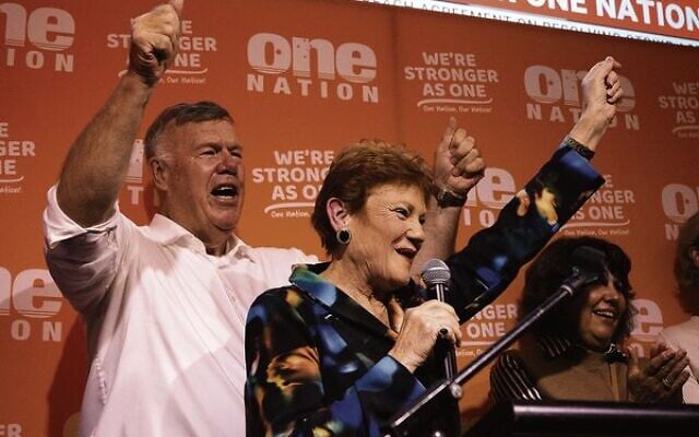 One Nation Member for Farrer David Farley (left), and One Nation Leader Pauline Hanson celebrate after winning the Farrer by-election.
Photo: AAP Image/Bianca De Marchi. One Nation Member for Farrer David Farley (left), and One Nation Leader Pauline Hanson celebrate after winning the Farrer by-election.
Photo: AAP Image/Bianca De Marchi.