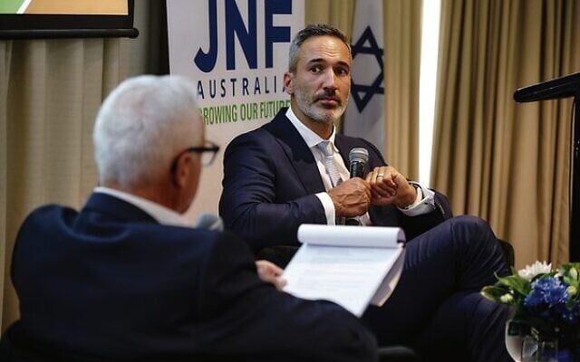 Alex Ryvchin in discussion with Jeffrey Appel at the JNF Gold Patrons lunch. Photo: Dean Schmideg Alex Ryvchin in discussion with Jeffrey Appel at the JNF Gold Patrons lunch. Photo: Dean Schmideg
