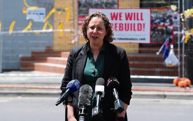 Naomi Levin, CEO of JCCV speaking outside the firebombed Adass Israel synagogue. Photo: Peter Haskin Naomi Levin, CEO of JCCV speaking outside the firebombed Adass Israel synagogue. Photo: Peter Haskin