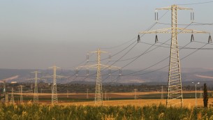 صورة توضيحية لخطوط كهرباء (Flash90)