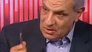 ابراهيم محلب في آخر ظهور له على شاشة التلفزيون المصري قبل تكليفه بتشكيل الحكومة (من شاشة اليوتوب OnTv livestreaming)