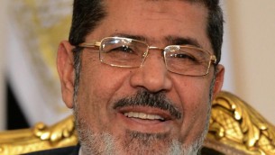 الرئيس الاسلامي المعزول محمد مرسي (أ ف ب ارشيف)