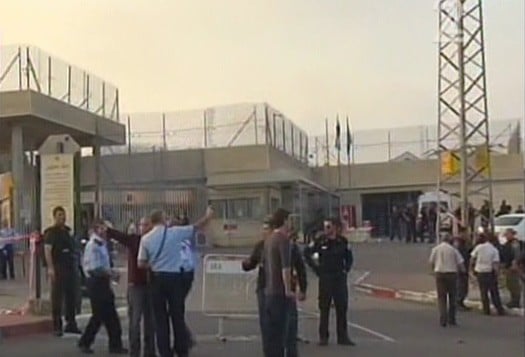 صورة شاشة من سجن ريمونيم اثناء الحادث (من شاشة القناة الثانية) صورة شاشة من سجن ريمونيم اثناء الحادث (من شاشة القناة الثانية)