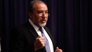 وزير الخارجية افيجدور ليبرمان يناير ٢٠١٤ (فلاش ٩٠)