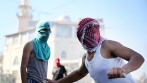 اشتباكات بين فلسطينيين وقوات الشرطة الاسرائيلية في شعفاط بعد العثور على جثة الشاب الفلسطيني المقتول July 2, 2014 ( Hadas Parush/FLASH90)