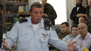 Chief Rabbi of the IDF Rabbi Rafi Peretz, February 23, 2012. (photo credit: Gershon Elinson/Flash90)