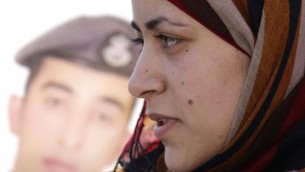 انوار الطراونة، زوجة الطيار الأردني معاذ الكساسبة، 3 فبراير 2015 (KHALIL MAZRAAWI / AFP)