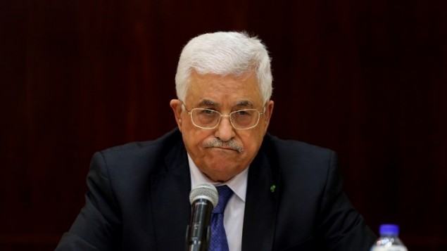 رئيس السلطة الفلسطينية محمود عباس خلال اجتماع للجنة التنفيذية الفلسطينية في الضفة الغربية، 19 مارس 2015 (ABBAS MOMANI / AFP) رئيس السلطة الفلسطينية محمود عباس خلال اجتماع للجنة التنفيذية الفلسطينية في الضفة الغربية، 19 مارس 2015 (ABBAS MOMANI / AFP)