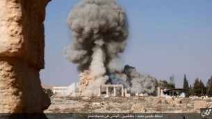 إنفجار في مدينة تدمر التاريخية في سوريا، الأحد، 23 أغسطس، 2015.