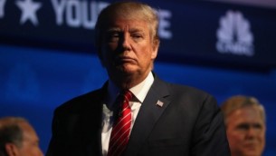 المرشح الجمهوري للرئاسة دونالد ترامب في المناظرة التي أجرتها شبكة  CNBC في 28 أكتوبر، 2015. (Justin Sullivan/Getty Images/AFP)