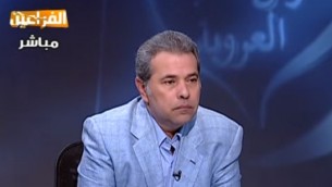 الإعلامي ونائب البرلمان المصري توفيق عكاشة (لقطة شاشة من YouTube)