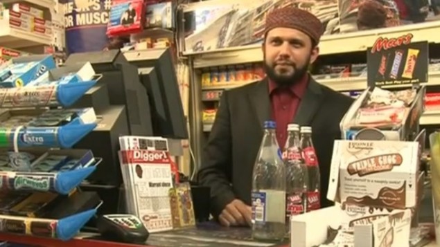 صاحب المتجر الذي قتل في اسكتلندا اسد شاه (Youtube screenshot) صاحب المتجر الذي قتل في اسكتلندا اسد شاه (Youtube screenshot)