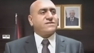 أكرم الرجوب، الذي أعلن في 26 أبريل، 2016 بأنه أقيل من منصبه محافظا لنابلس على يد رئيس السلطة الفلسطينية محمود عباس. (لقطة شاشة:YouTube)