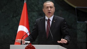 الرئيس التركي رجب طيب اردوغان خلال خطاب في انقرة، 10 مايو 2016 (ADEM ALTAN / AFP)