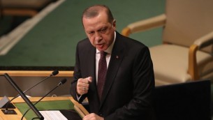 الرئيس التركي رجب طيب اردوغان يخاطب الجمعية العامة للأمم المتحدة في نيويورك، 20 سبتمبر 2016 (Moore/Getty Images/AFP)