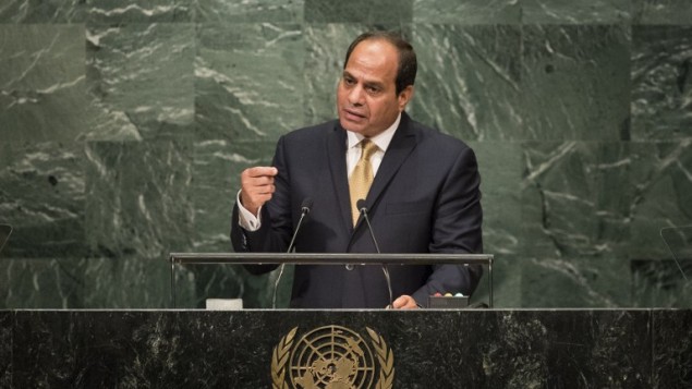 الرئيس المصري عبد الفتاح السيسي يخاطب الجمعية العامة للأمم المتحدة في نيويورك، 20 سبتمبر 2016 (Drew Angerer/Getty Images/AFP)